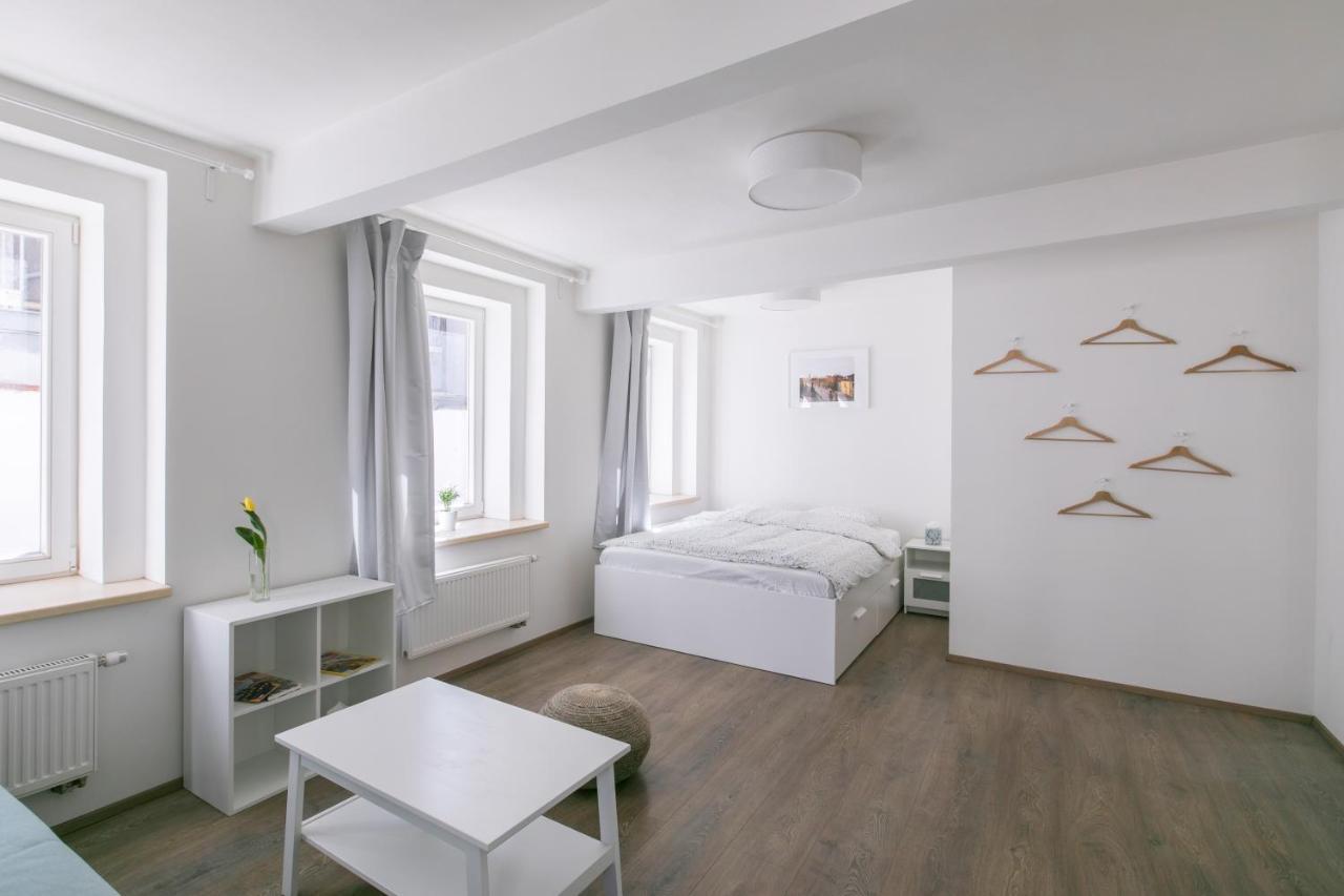 Cozy Apartment In Quiet Courtyard Near Charles Bridge Praga Esterno foto