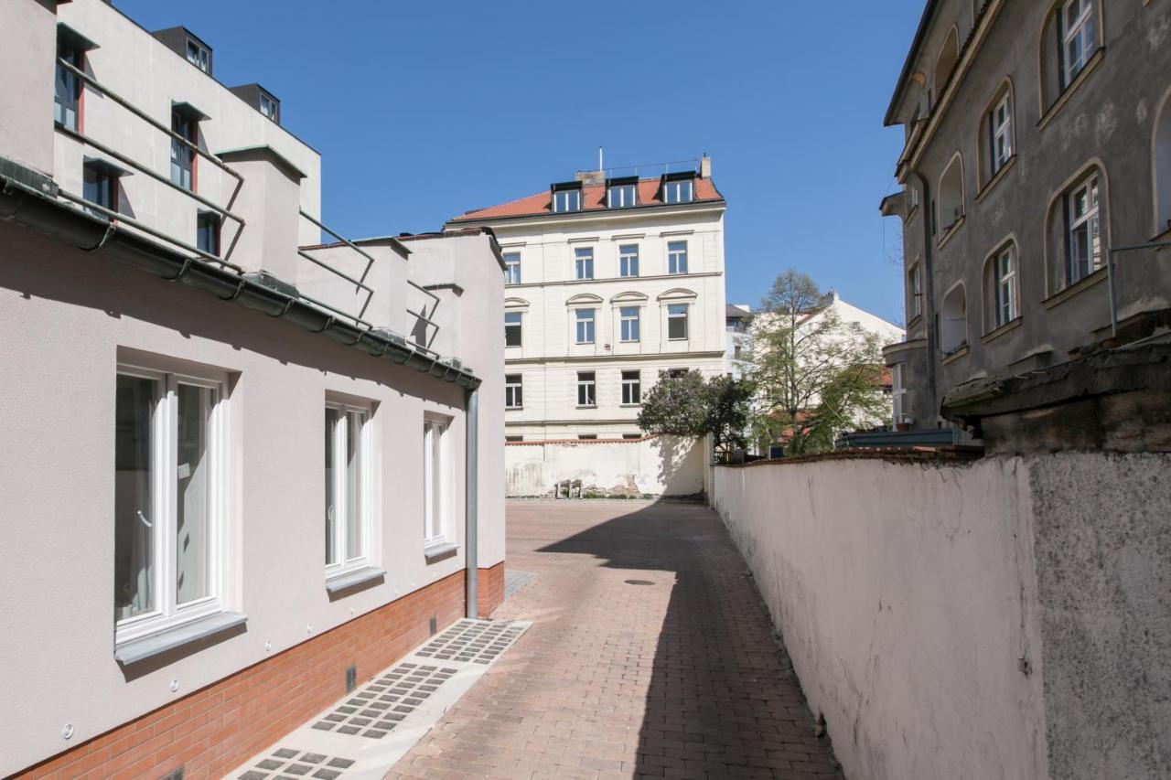 Cozy Apartment In Quiet Courtyard Near Charles Bridge Praga Esterno foto